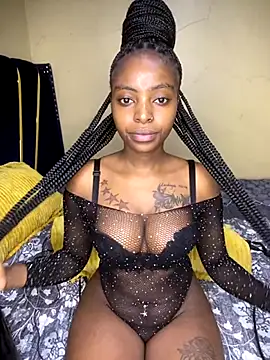 Sasha-smiles online show from 11/29/25, 03:42