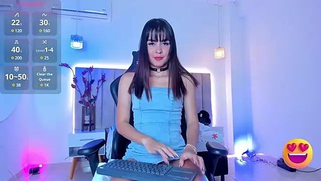 Snapshot of LizSheibaum chatting on 02/10/25, 02:30 LizSheibaum online show from 02/10/25, 02:30