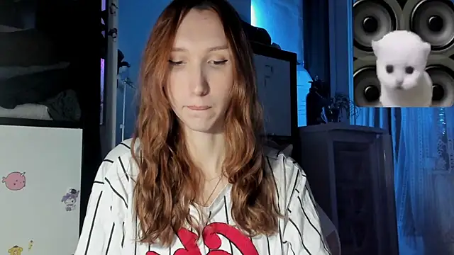 LisaIcon online show from 02/20/25, 01:08