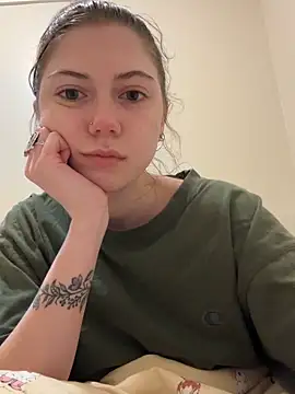 emilycoco online show from 02/20/26, 04:42