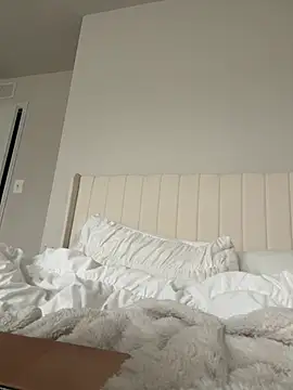 emilycoco online show from 02/22/26, 08:40