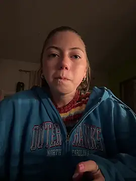 emilycoco online show from 03/28/26, 05:29