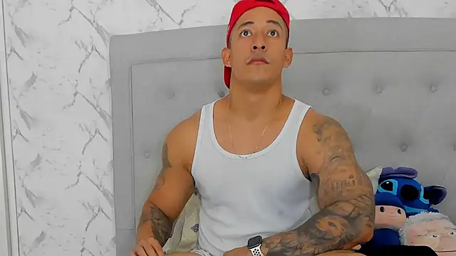 luigiferrara online show from 11/23/25, 05:46