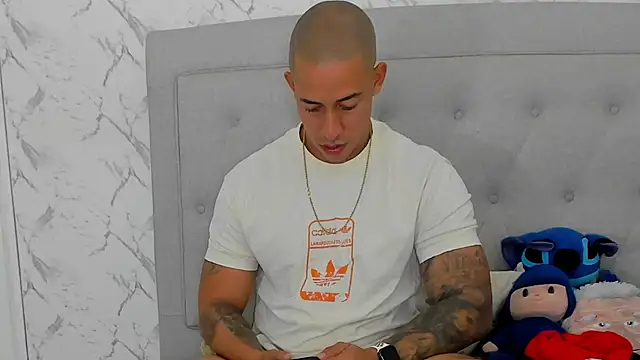 luigiferrara online show from 12/01/25, 10:15