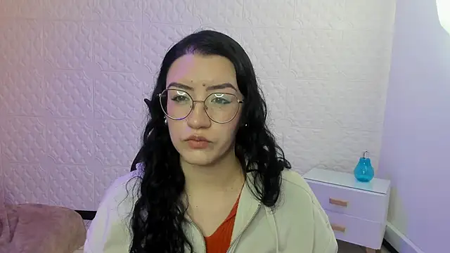 Violetaa diazz online show from 10/25/25, 09:09