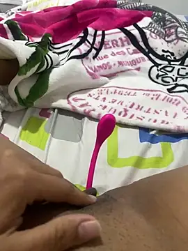 Snapshot of ANYLU19 chatting on 01/04/25, 03:18 ANYLU19 online show from 01/04/25, 03:18