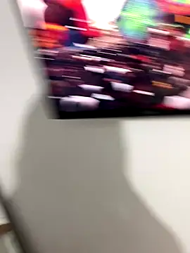 Snapshot of ANYLU19 chatting on 10/04/25, 03:26 ANYLU19 online show from 10/04/25, 03:26