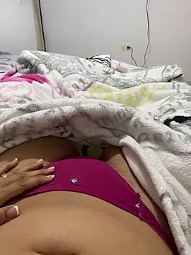 Snapshot of ANYLU19 chatting on 10/25/25, 03:14 ANYLU19 online show from 10/25/25, 03:14