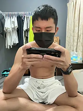 Benson18y online show from 12/29/24, 02:21