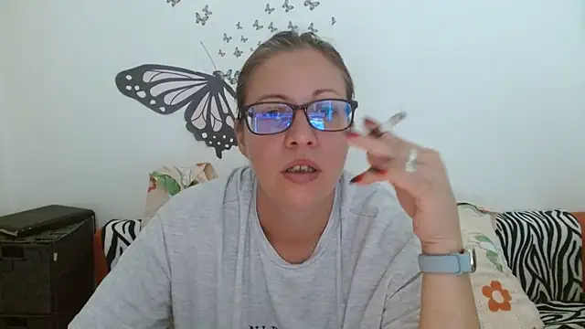 Snapshot of LadyHellene chatting on 07/20/26, 05:22 LadyHellene online show from 07/20/26, 05:22