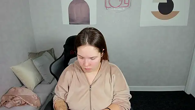 Snapshot of Aliisson_Edwards chatting on 02/05/25, 12:31 Aliisson Edwards online show from 02/05/25, 12:31