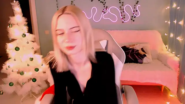 Snapshot of Sweet_Richal chatting on 12/14/24, 10:07 Sweet Richal online show from 12/14/24, 10:07