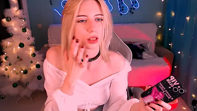 Snapshot of Sweet_Richal chatting on 12/19/24, 04:23 Sweet Richal online show from 12/19/24, 04:23