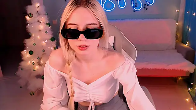 Snapshot of Sweet_Richal chatting on 01/25/25, 01:10 Sweet Richal online show from 01/25/25, 01:10