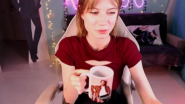 Snapshot of Sweet_Richal chatting on 09/19/25, 04:07 Sweet Richal online show from 09/19/25, 04:07