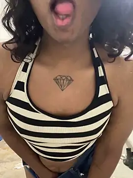 Snapshot of jaffy chatting on 12/22/24, 08:03 jaffy online show from 12/22/24, 08:03