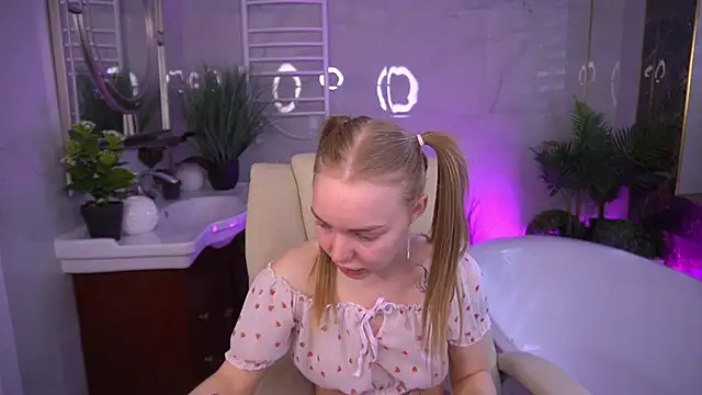 EmilySunshineS online show from 05/31/26, 06:53