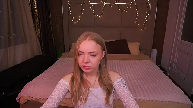 EmilySunshineS online show from 06/03/26, 05:54