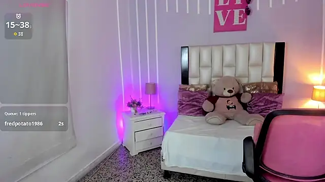 Snapshot of Andy_Gamboa chatting on 03/13/26, 12:56 Andy Gamboa online show from 03/13/26, 12:56