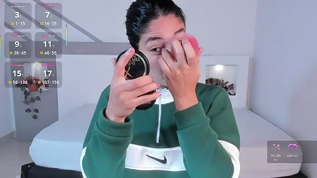 Snapshot of ScarlettWet9 chatting on 11/07/25, 09:31 ScarlettWet9 online show from 11/07/25, 09:31