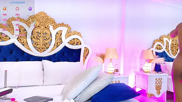 Snapshot of AshleyFerri chatting on 11/19/25, 11:10 AshleyFerri online show from 11/19/25, 11:10