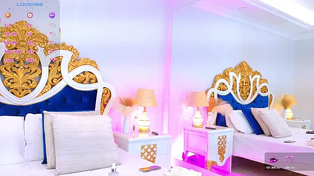 Snapshot of AshleyFerri chatting on 11/25/25, 11:10 AshleyFerri online show from 11/25/25, 11:10