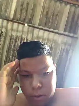 Snapshot of putoso031 chatting on 12/18/24, 11:34 putoso031 online show from 12/18/24, 11:34