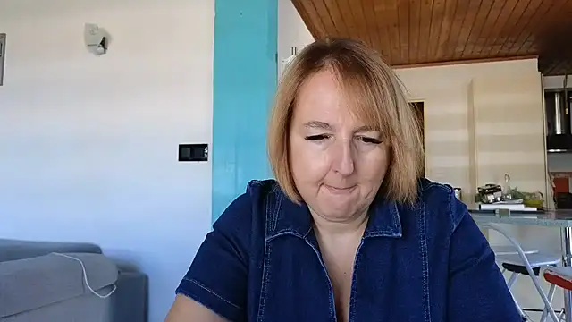 Snapshot of Sandcoq chatting on 07/24/26, 08:12 Sandcoq online show from 07/24/26, 08:12