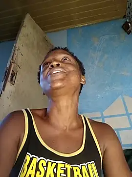 Snapshot of Crazybitchtheanalgoddess4 chatting on 09/26/25, 02:54 Crazybitchtheanalgoddess4 online show from 09/26/25, 02:54