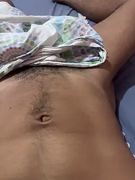 Snapshot of E_Himeros chatting on 12/21/24, 05:47 E Himeros online show from 12/21/24, 05:47