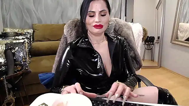 Sara Poison online show from 03/21/26, 08:19