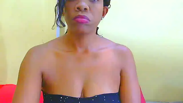 Snapshot of Mollybrookexx chatting on 04/19/26, 10:47 Mollybrookexx online show from 04/19/26, 10:47