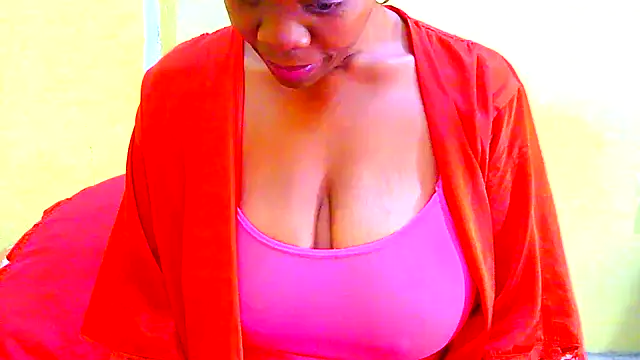 Snapshot of Mollybrookexx chatting on 05/12/26, 02:14 Mollybrookexx online show from 05/12/26, 02:14