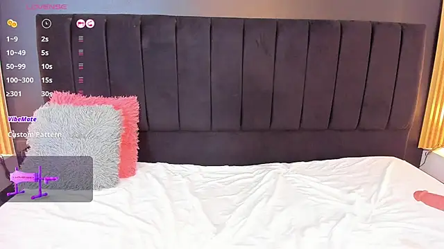 Snapshot of sweetsofia18 chatting on 01/25/25, 01:43 sweetsofia18 online show from 01/25/25, 01:43