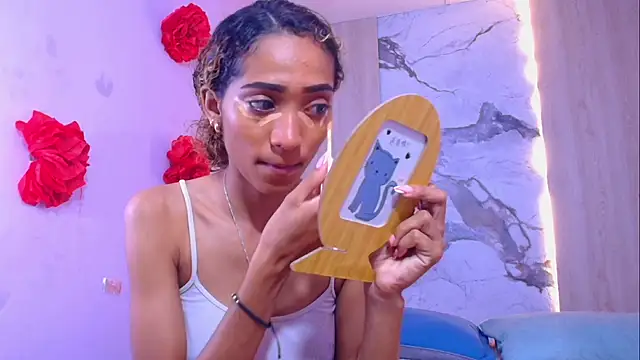 Snapshot of Charlotte_Love10 chatting on 02/28/25, 11:58 Charlotte Love10 online show from 02/28/25, 11:58