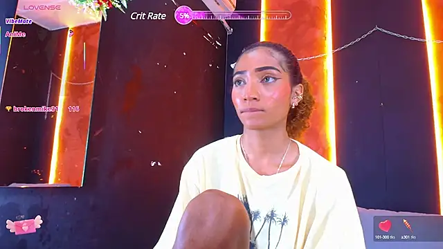 Snapshot of Charlotte_Love10 chatting on 03/07/25, 03:07 Charlotte Love10 online show from 03/07/25, 03:07