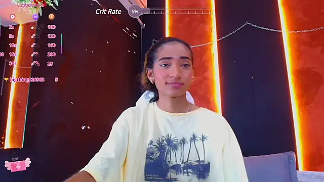 Snapshot of Charlotte_Love10 chatting on 03/07/25, 06:11 Charlotte Love10 online show from 03/07/25, 06:11