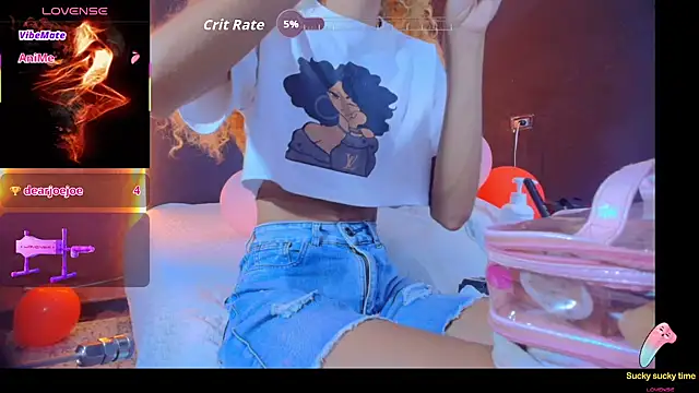 Snapshot of Charlotte_Love10 chatting on 09/11/25, 11:32 Charlotte Love10 online show from 09/11/25, 11:32