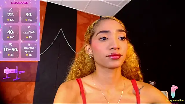 Snapshot of Charlotte_Love10 chatting on 10/01/25, 11:49 Charlotte Love10 online show from 10/01/25, 11:49