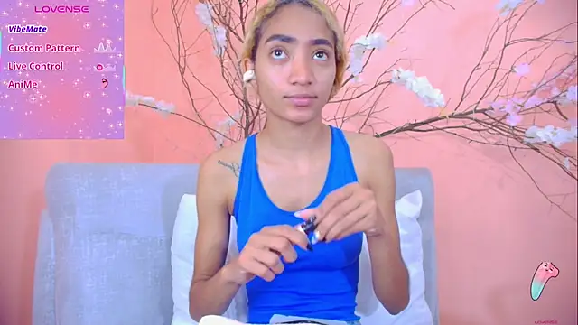 Snapshot of Charlotte_Love10 chatting on 11/05/25, 11:32 Charlotte Love10 online show from 11/05/25, 11:32