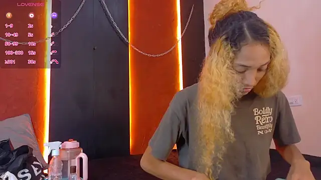 Snapshot of Charlotte_Love10 chatting on 02/06/26, 09:51 Charlotte Love10 online show from 02/06/26, 09:51