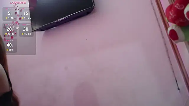 littleayshel online show from 10/23/25, 02:49