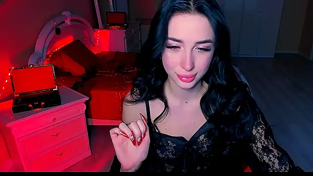 Snapshot of lovely_desire chatting on 12/11/24, 08:04 lovely desire online show from 12/11/24, 08:04