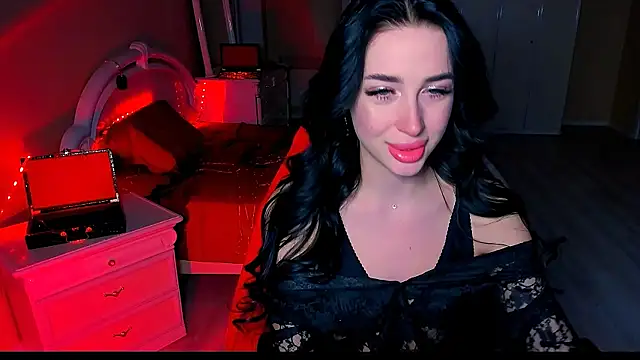 Snapshot of lovely_desire chatting on 12/11/24, 11:30 lovely desire online show from 12/11/24, 11:30