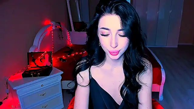 Snapshot of lovely_desire chatting on 01/20/25, 11:45 lovely desire online show from 01/20/25, 11:45