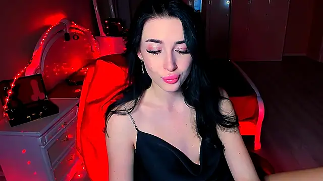 Snapshot of lovely_desire chatting on 01/28/25, 01:05 lovely desire online show from 01/28/25, 01:05