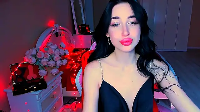 Snapshot of lovely_desire chatting on 02/03/25, 10:36 lovely desire online show from 02/03/25, 10:36