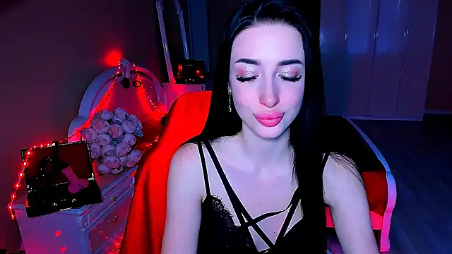 Snapshot of lovely_desire chatting on 02/18/25, 07:10 lovely desire online show from 02/18/25, 07:10