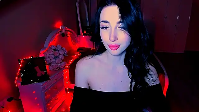 Snapshot of lovely_desire chatting on 02/27/25, 02:43 lovely desire online show from 02/27/25, 02:43