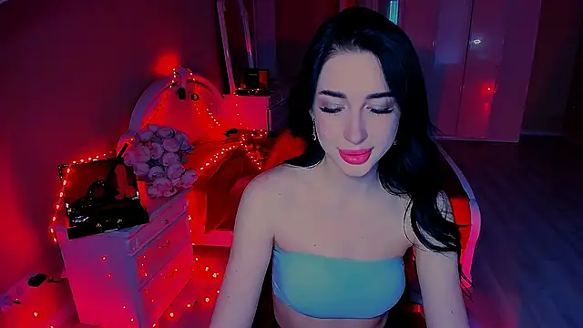 Snapshot of lovely_desire chatting on 03/19/25, 10:55 lovely desire online show from 03/19/25, 10:55